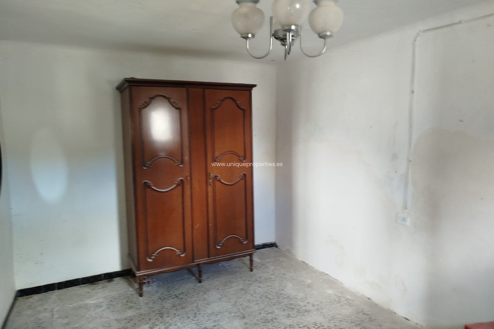 Resale - Village House -
Oria