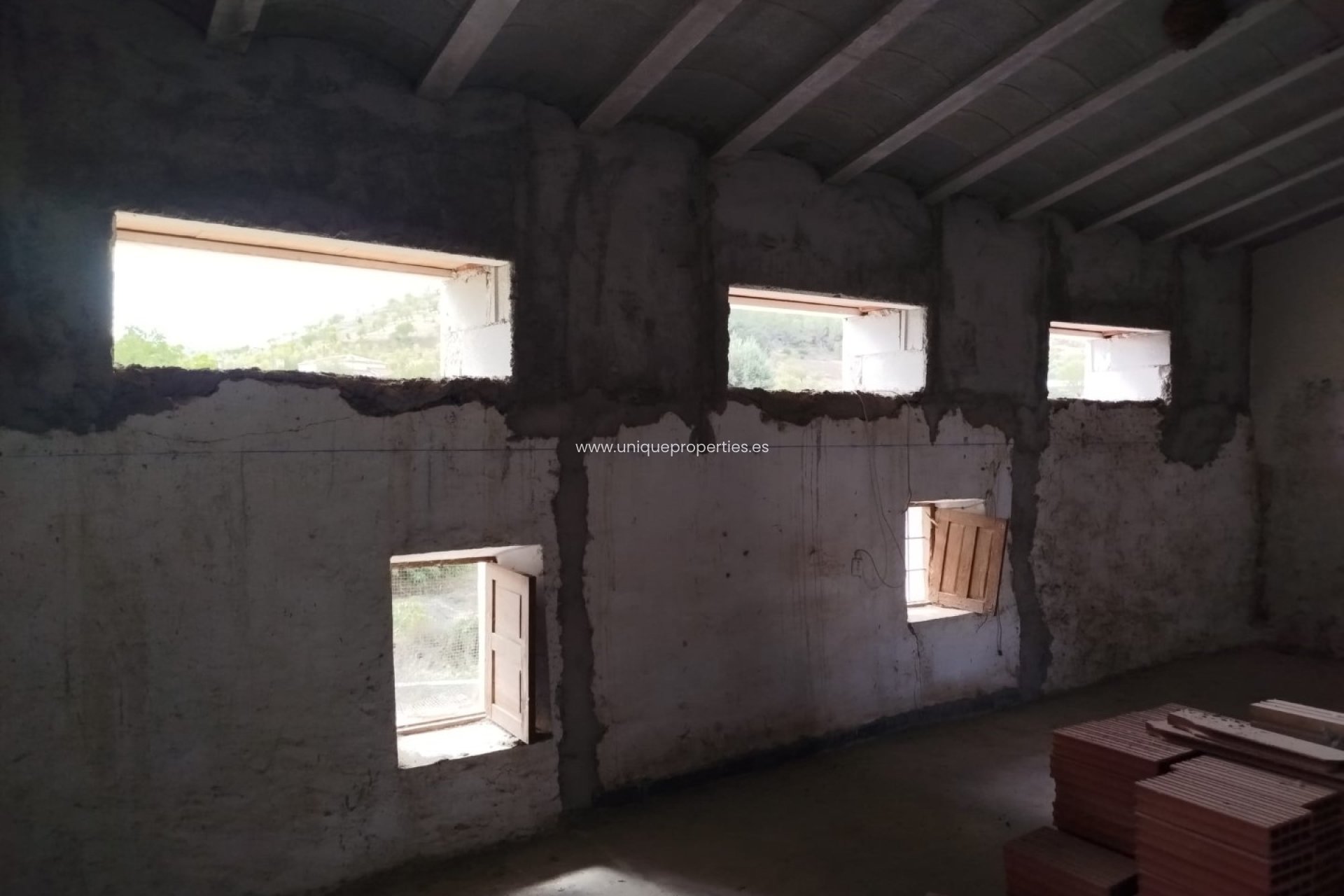 Resale - Village House -
Oria