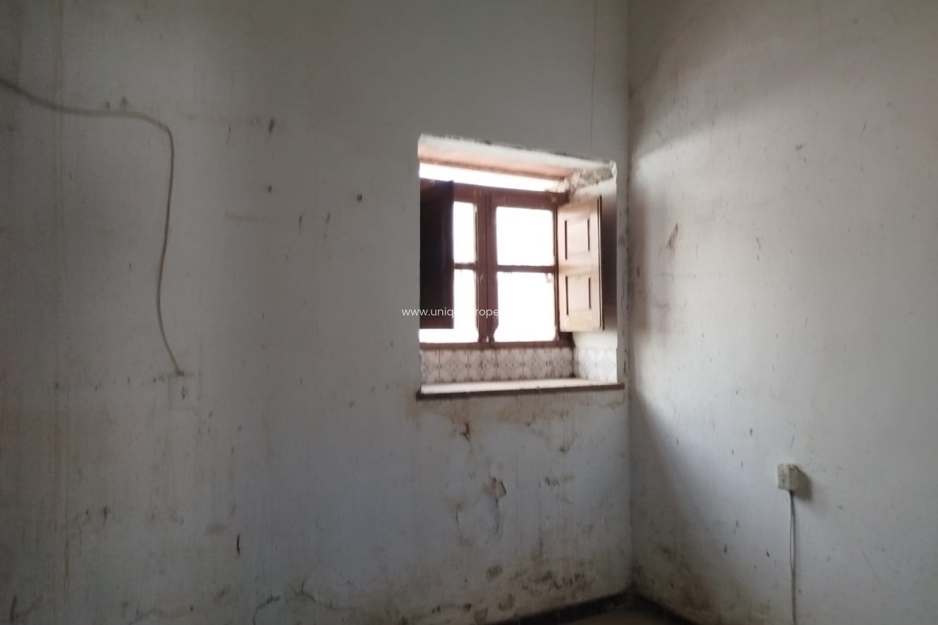 Resale - Village House -
Oria