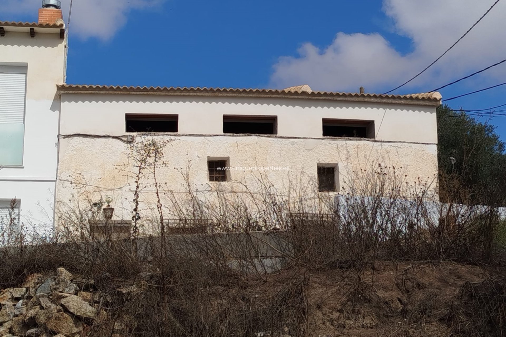 Resale - Village House -
Oria