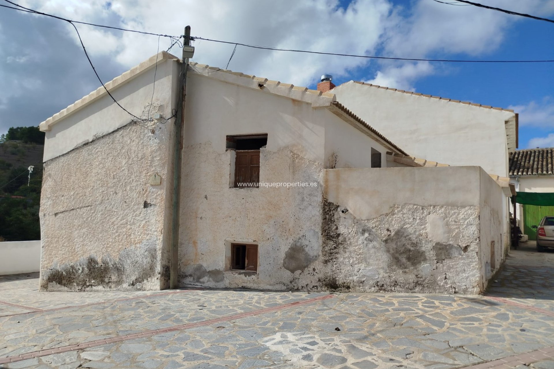 Resale - Village House -
Oria