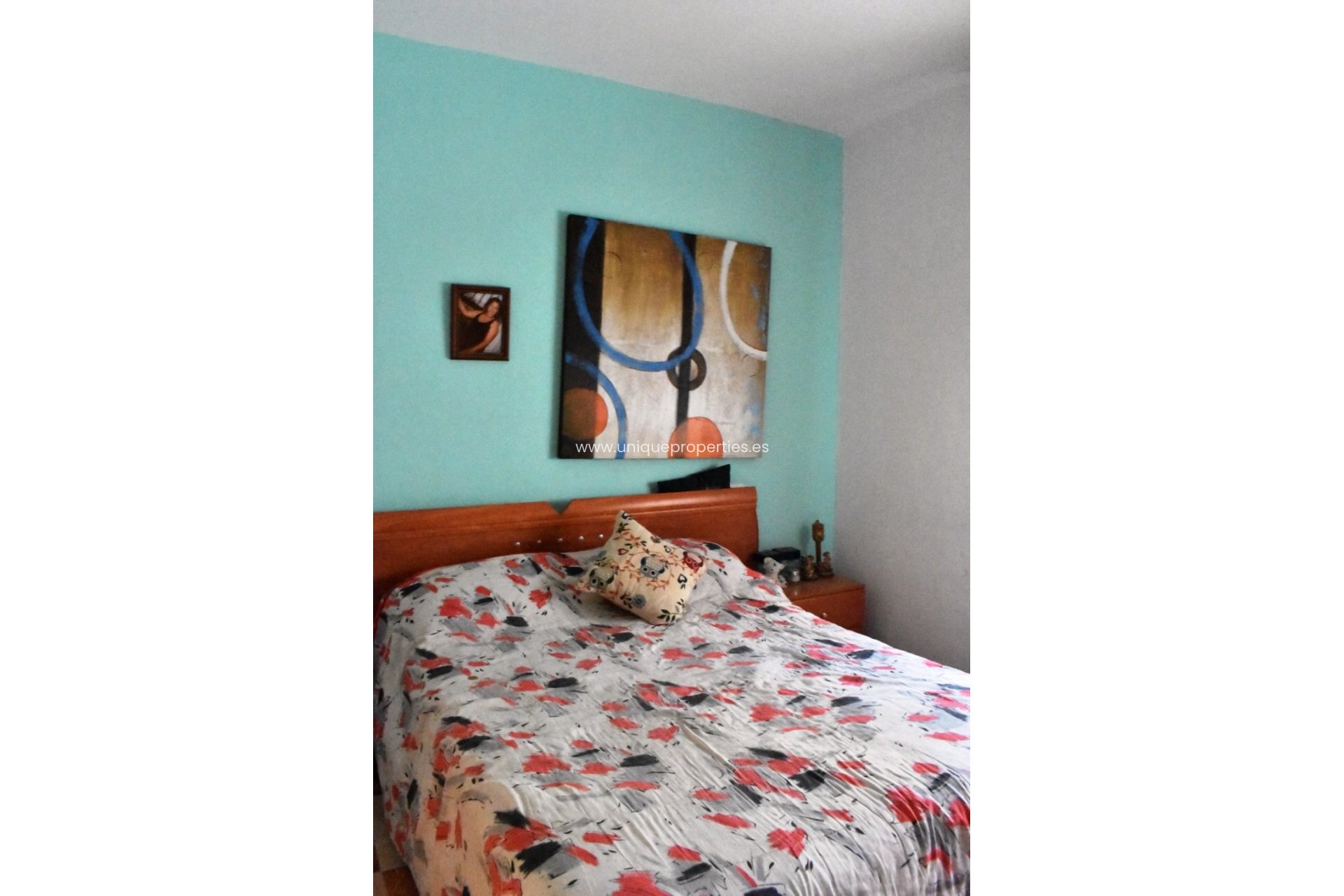 Resale - Village House -
Purchena