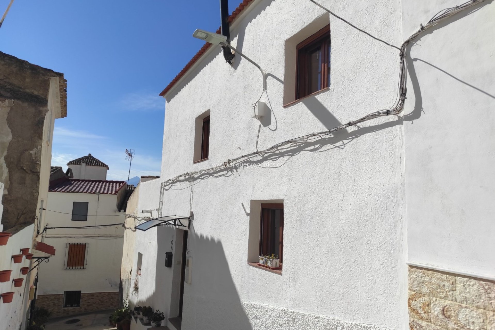 Resale - Village House -
Somontin