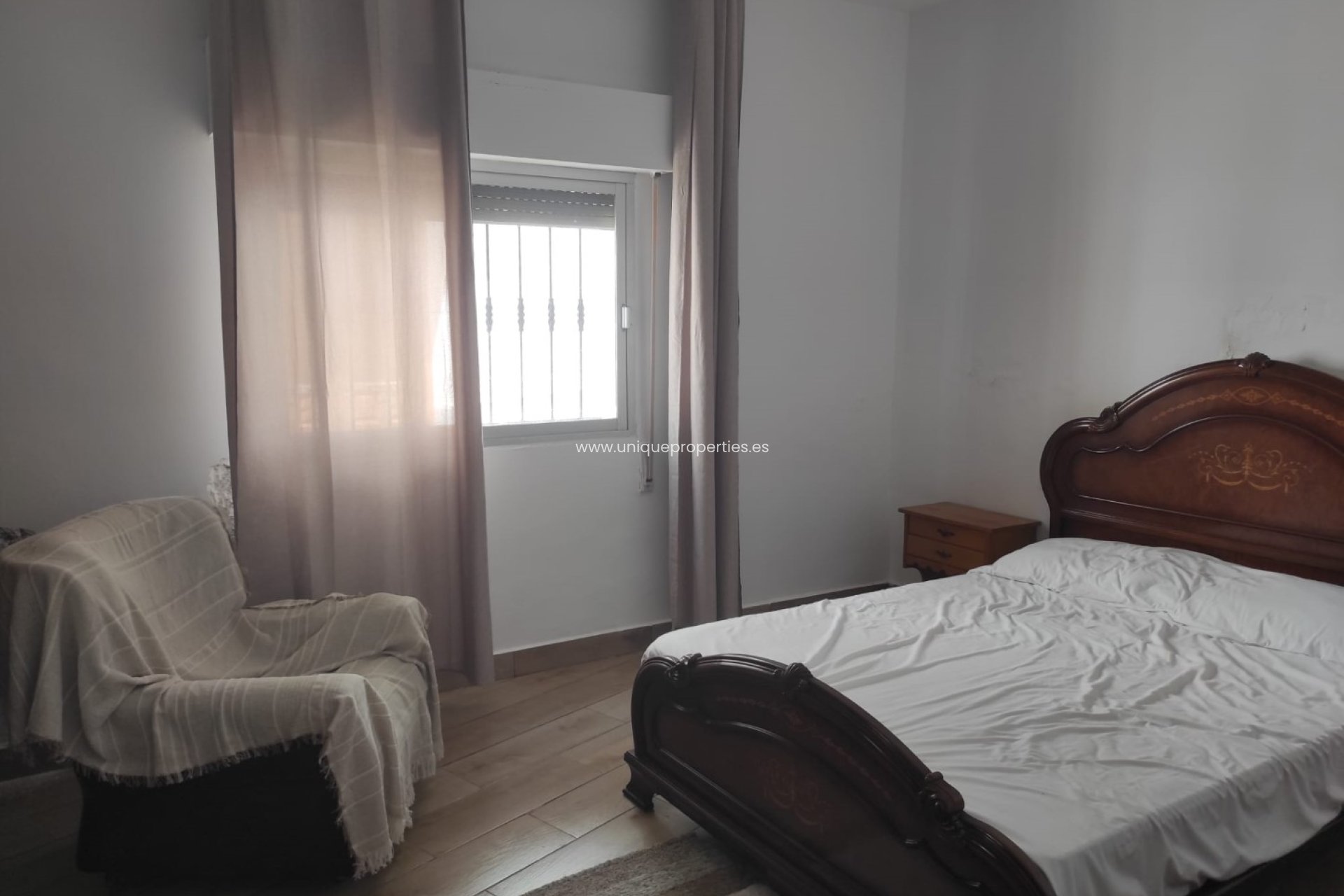 Resale - Village House -
Somontin