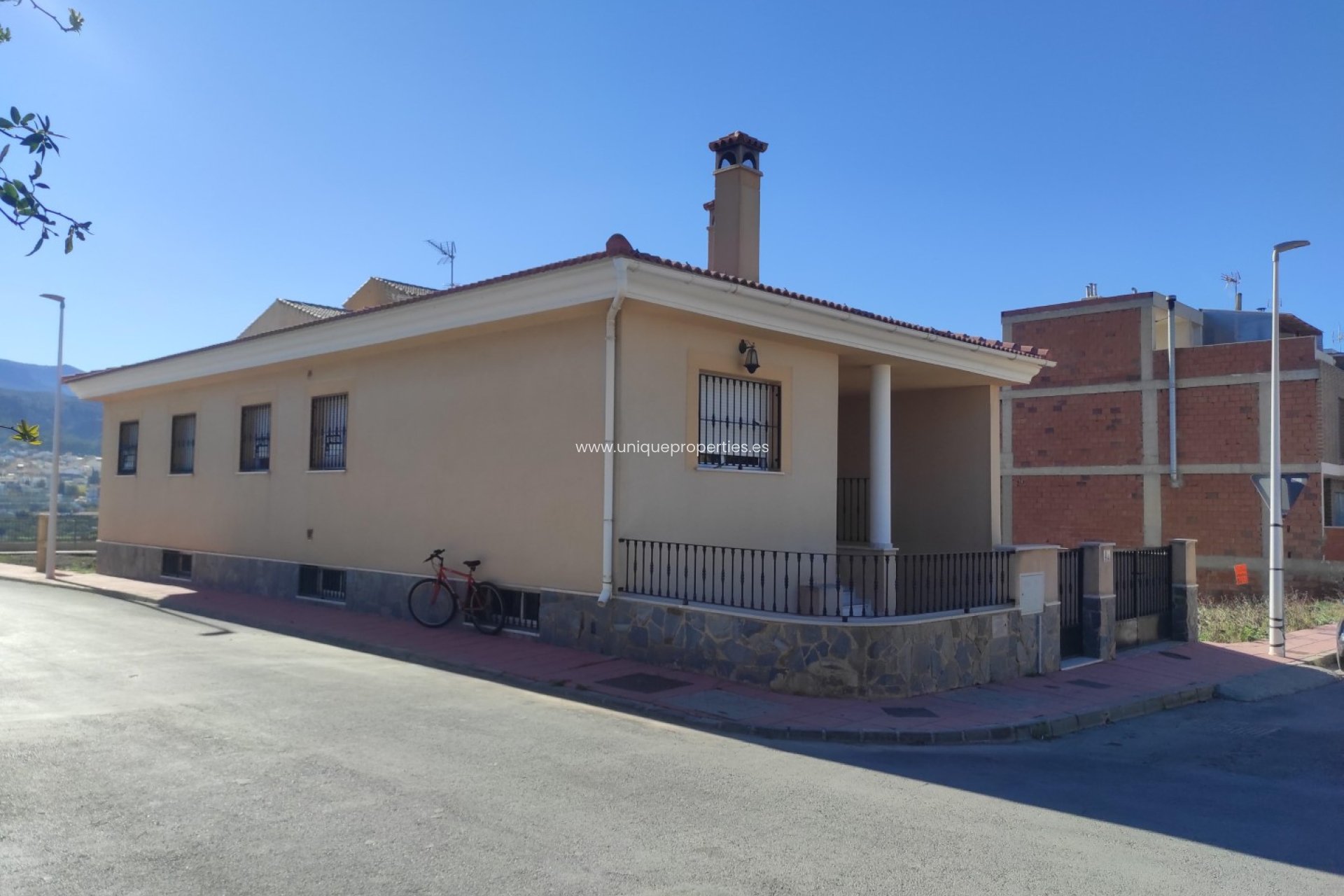 Resale - Village House -
Tijola