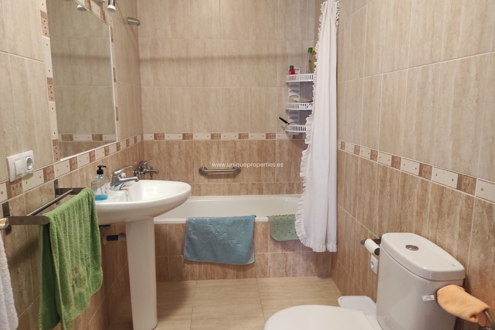 Resale - Village House -
Tijola