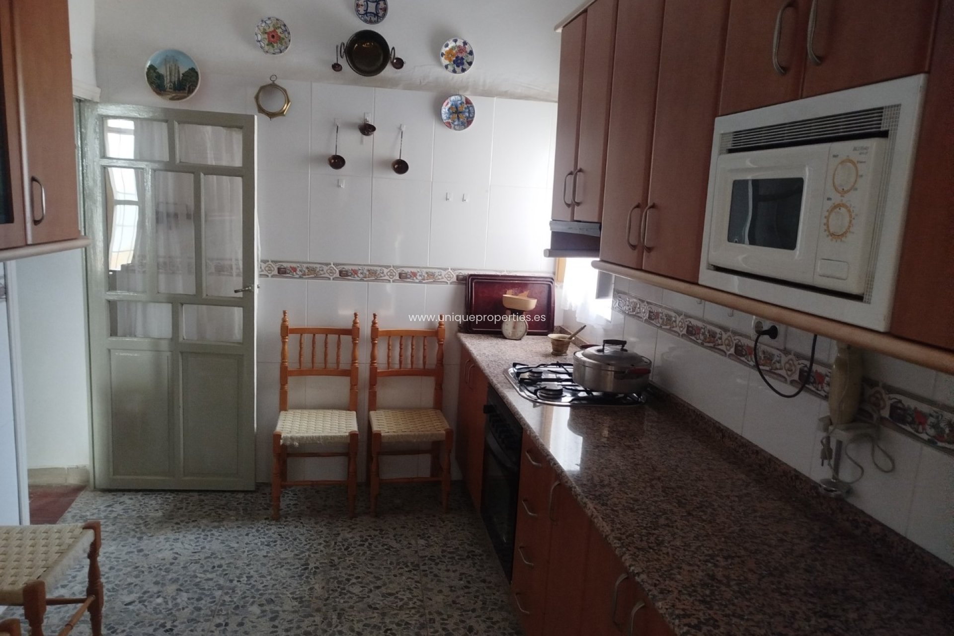 Resale - Village House -
Tijola