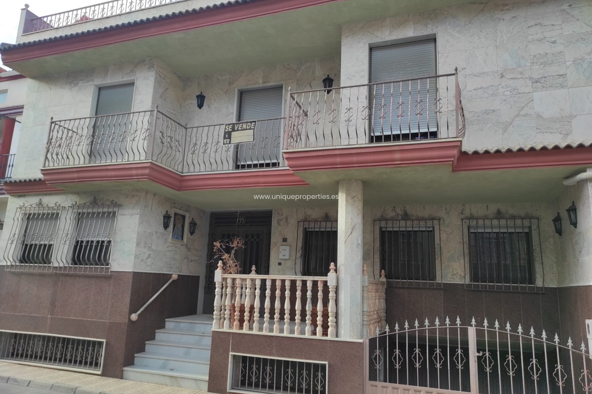 Resale - Village House -
Tijola