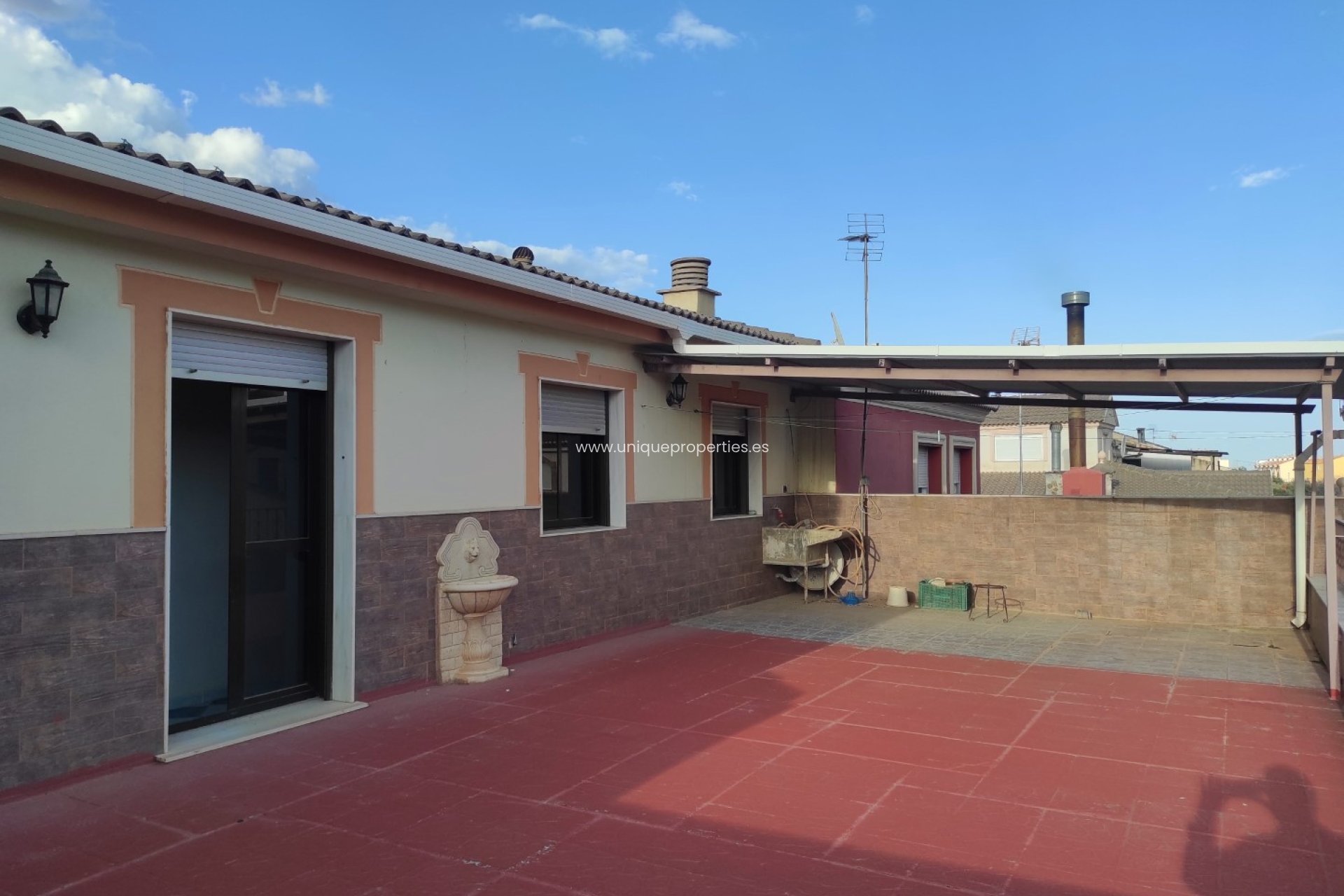 Resale - Village House -
Tijola