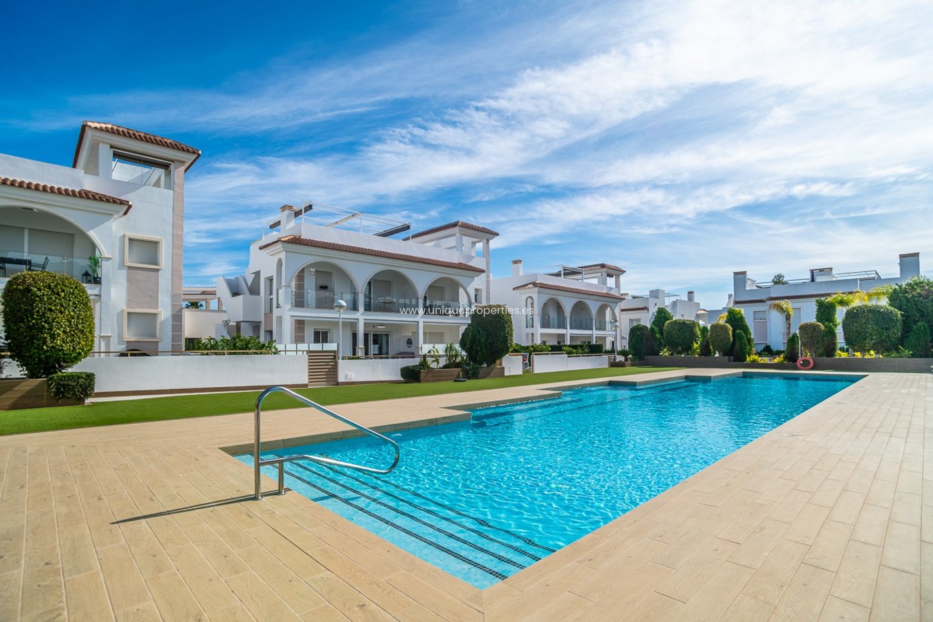 Reventa - Apartment -
CIUDAD QUESADA