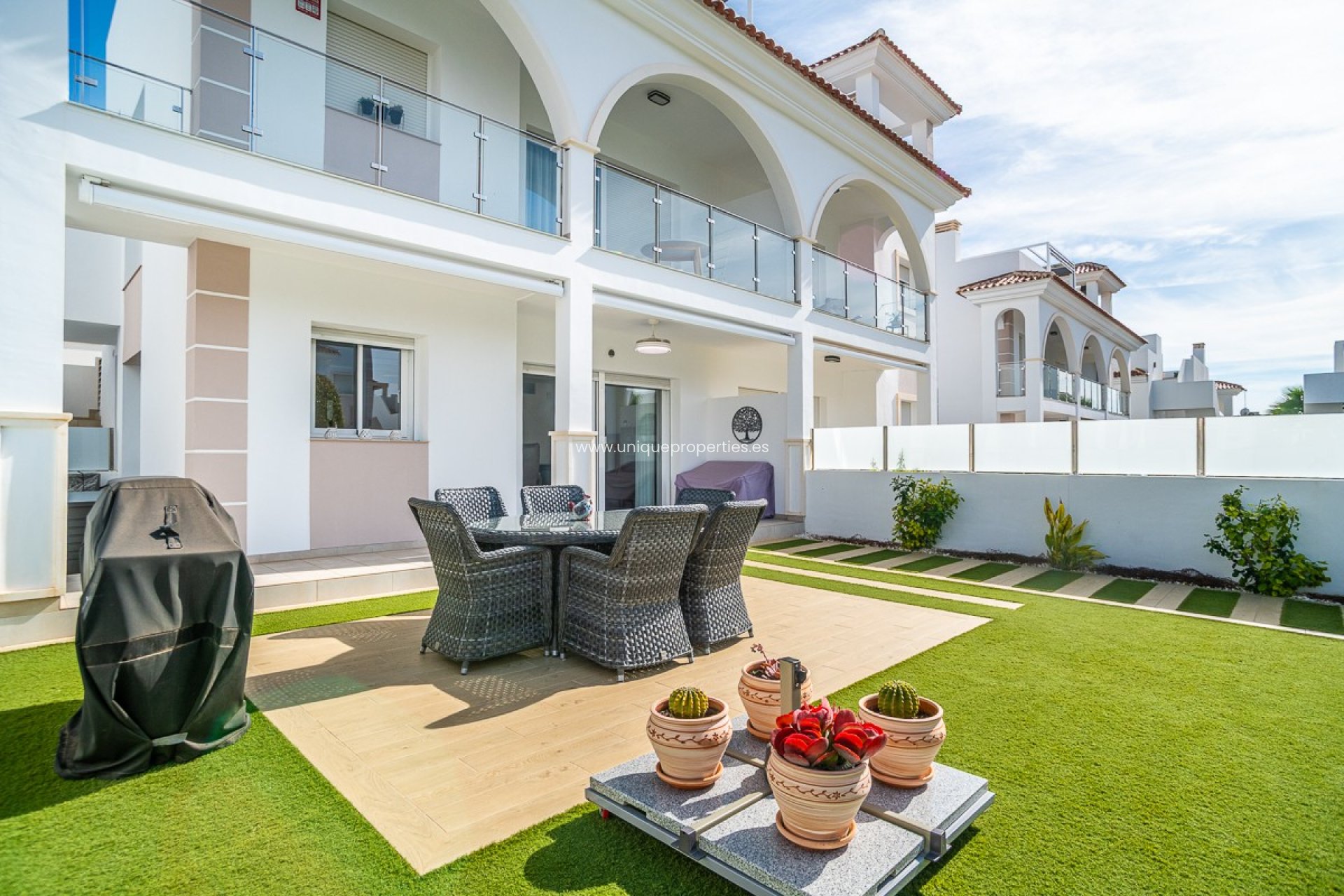 Reventa - Apartment -
CIUDAD QUESADA