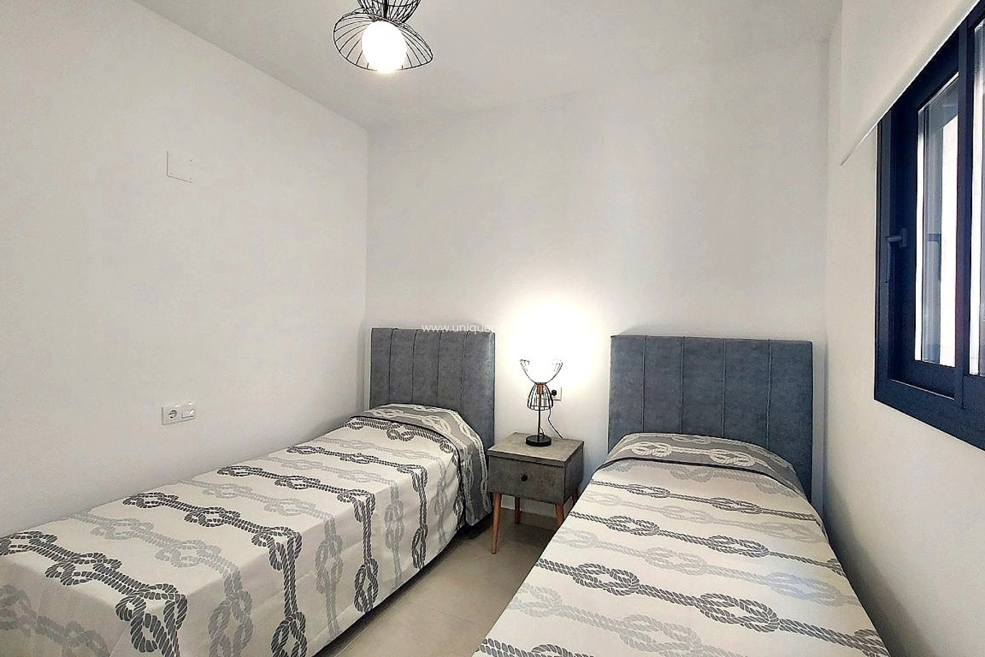 Reventa - Apartment -
Orihuela Costa - Villamartin