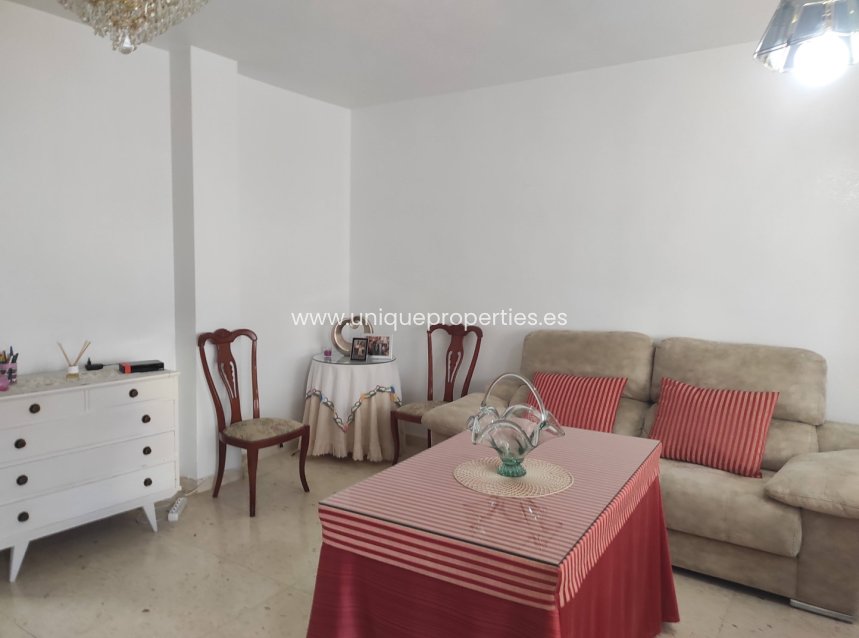 Reventa - Apartment -
Purchena