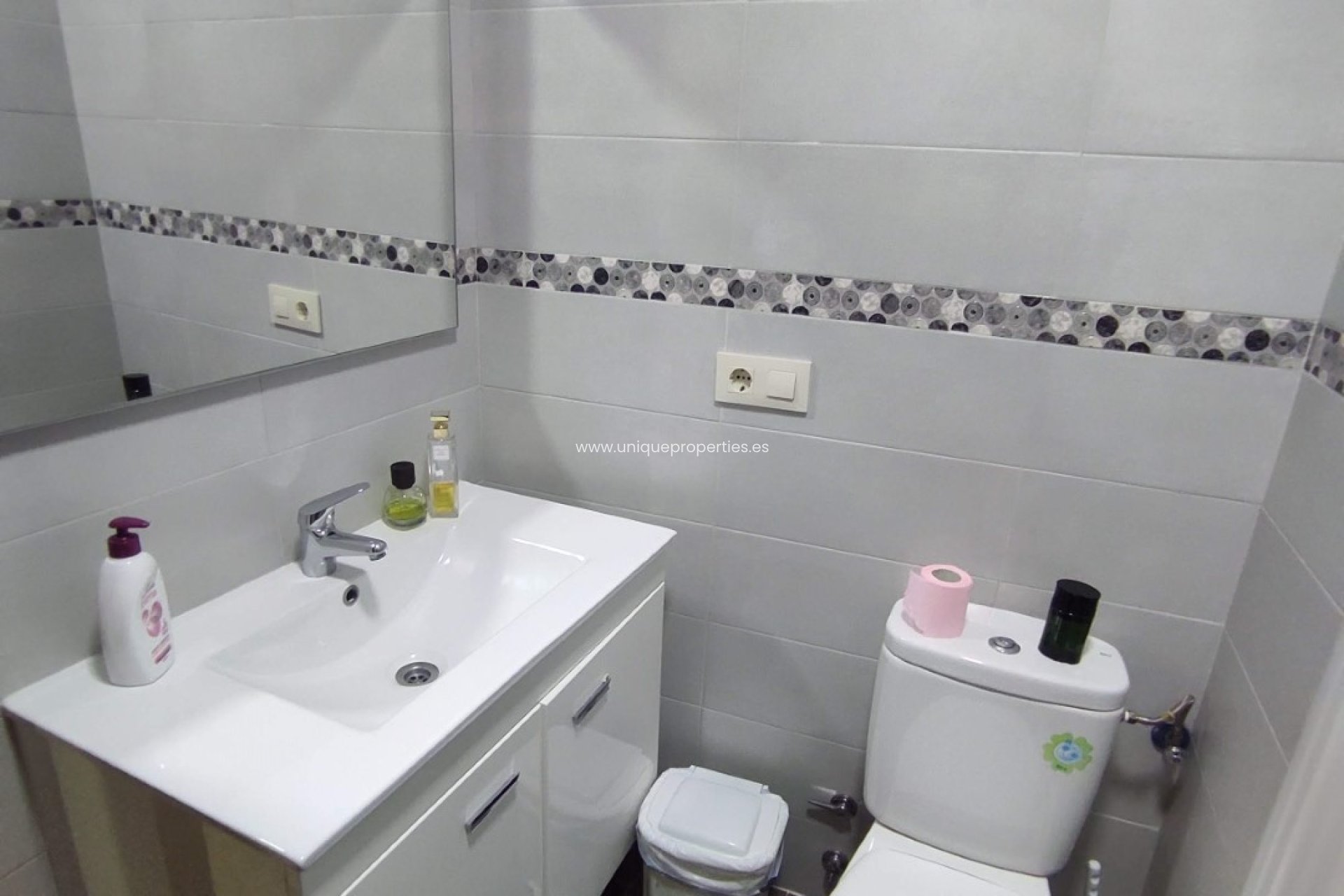 Reventa - Apartment -
Purchena