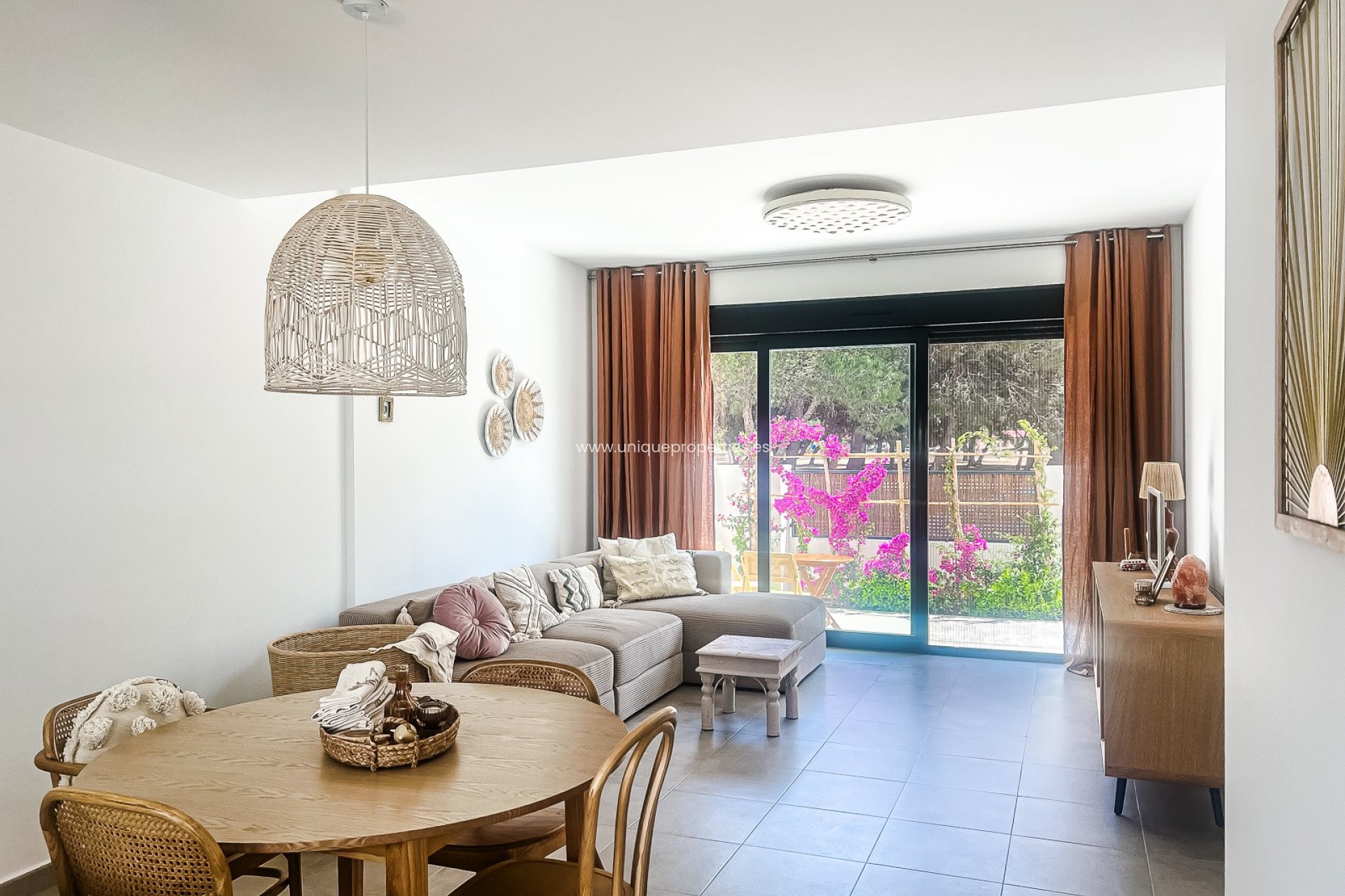 Reventa - Apartment -
Santiago de la Ribera - zona san blas