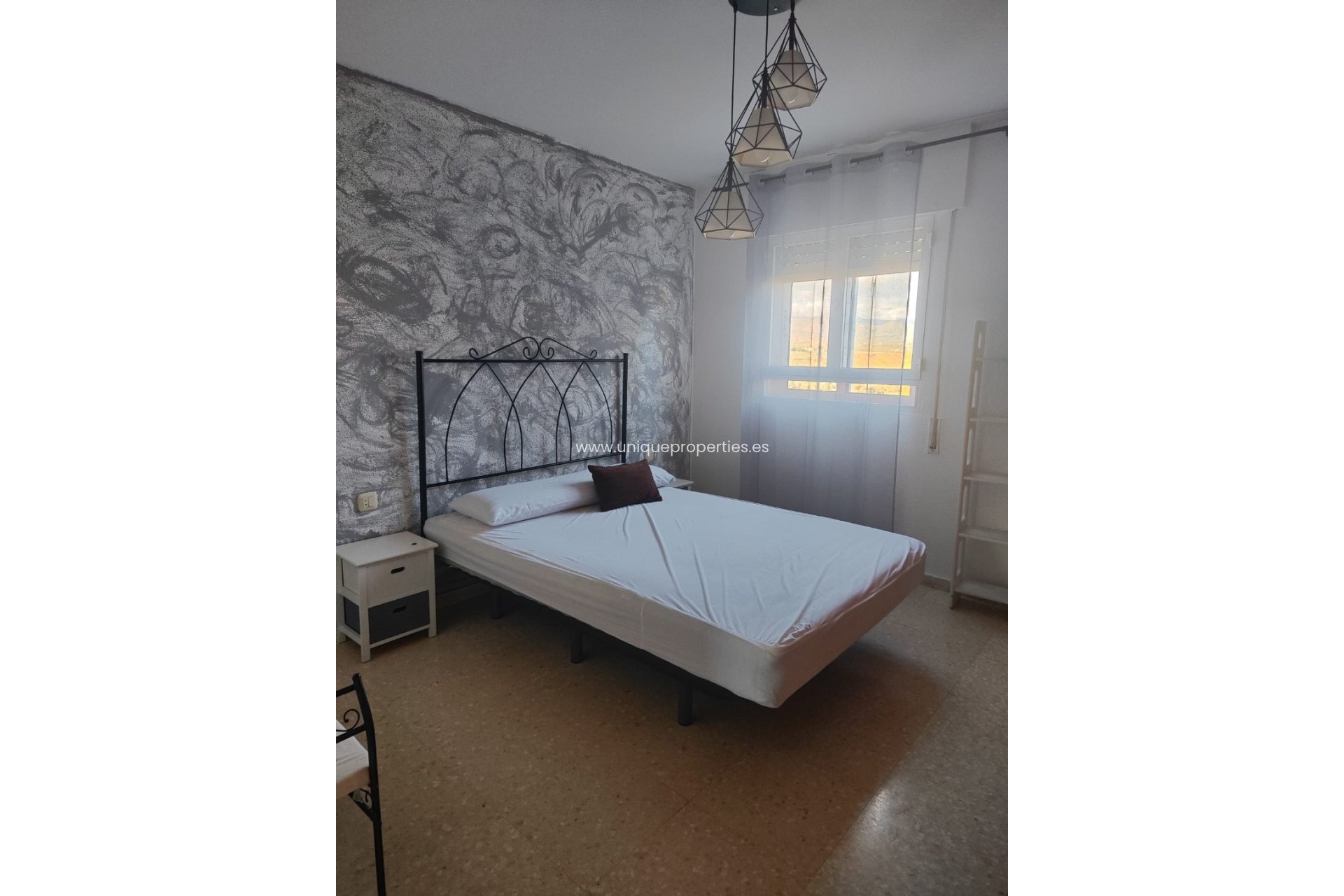 Reventa - Apartment -
Seron