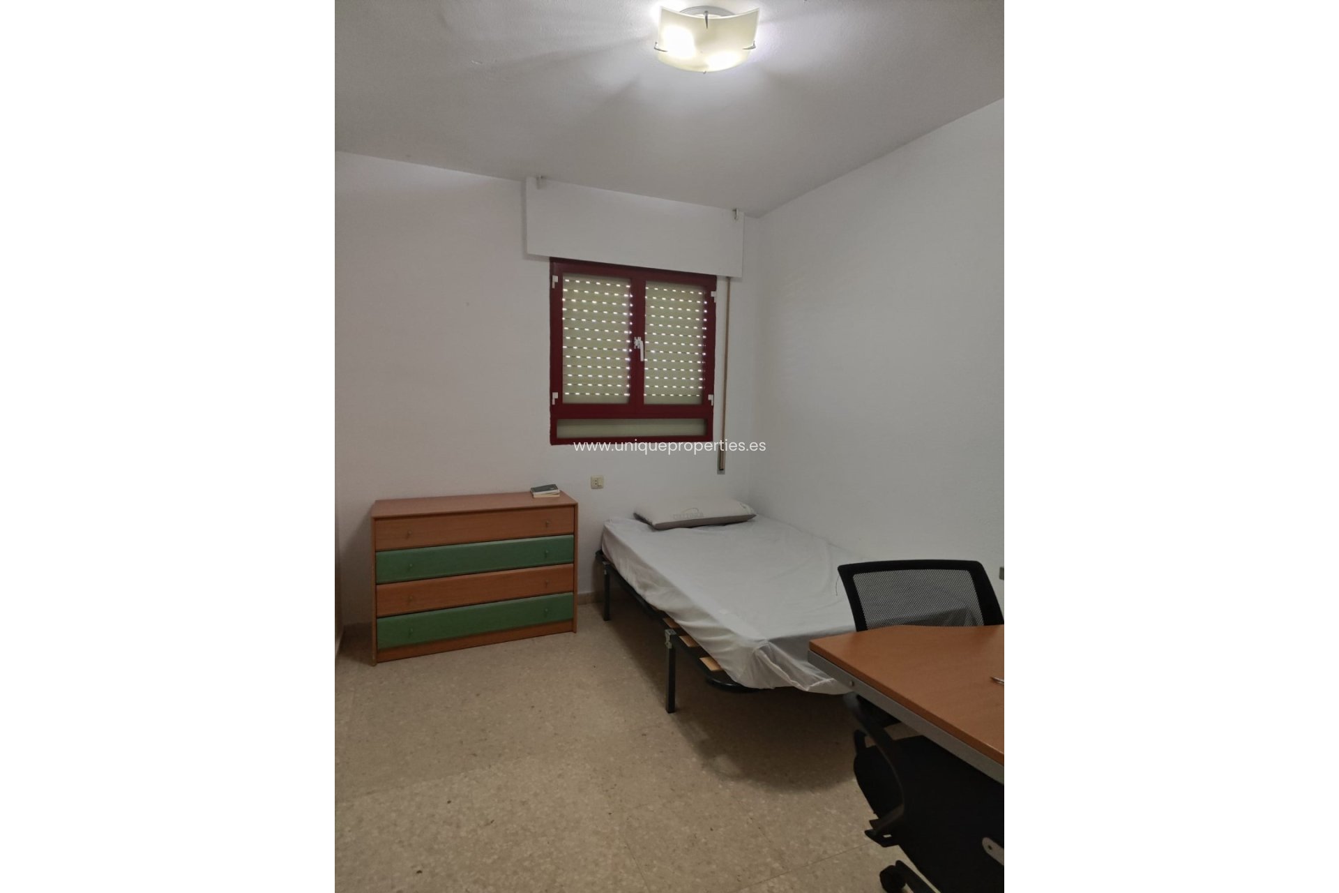 Reventa - Apartment -
Seron