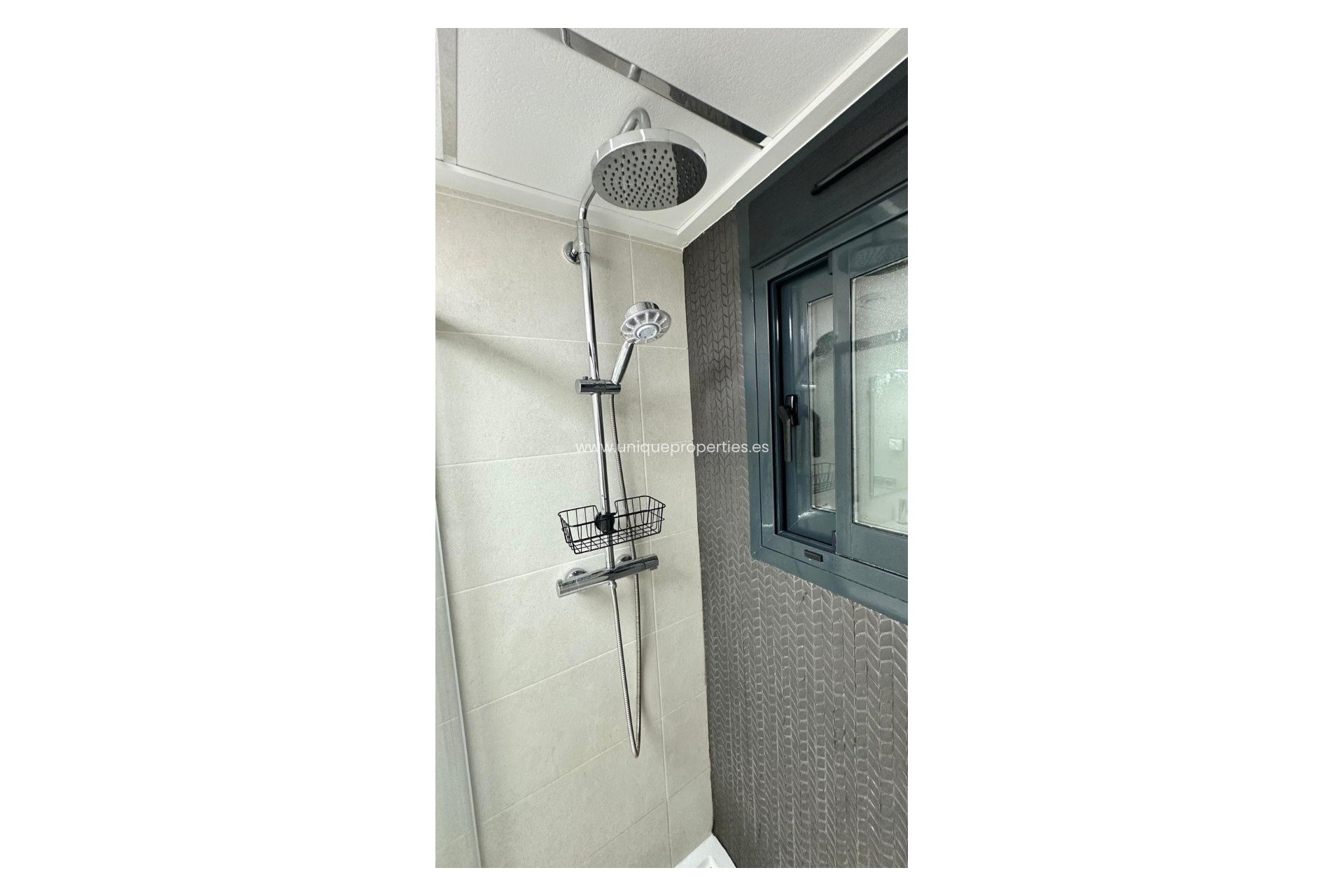 Reventa - Apartment -
Torrevieja - Calas Blancas