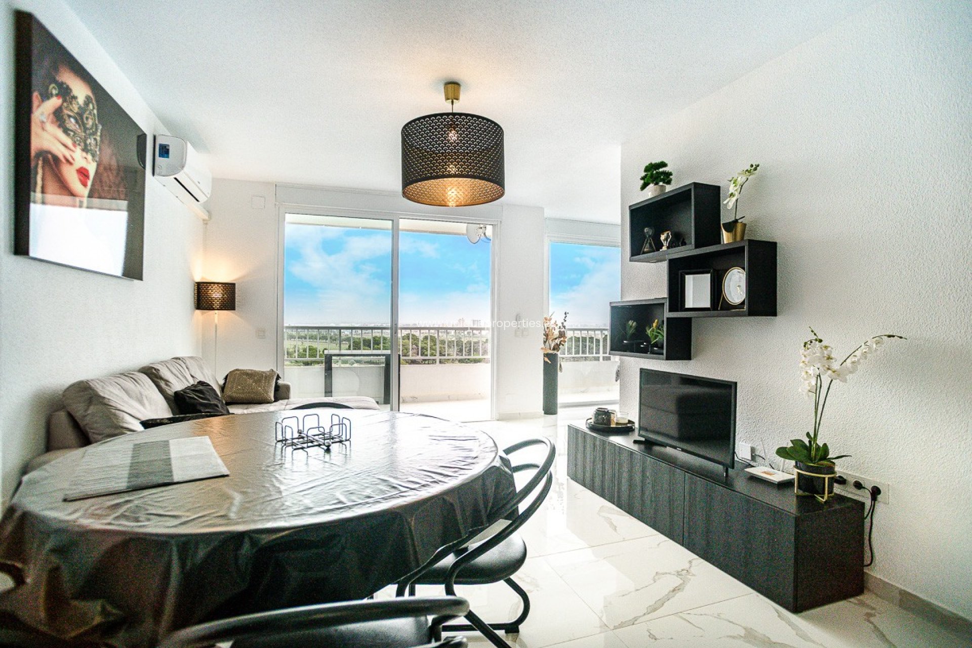 Reventa - Apartment -
Torrevieja - Punta Prima