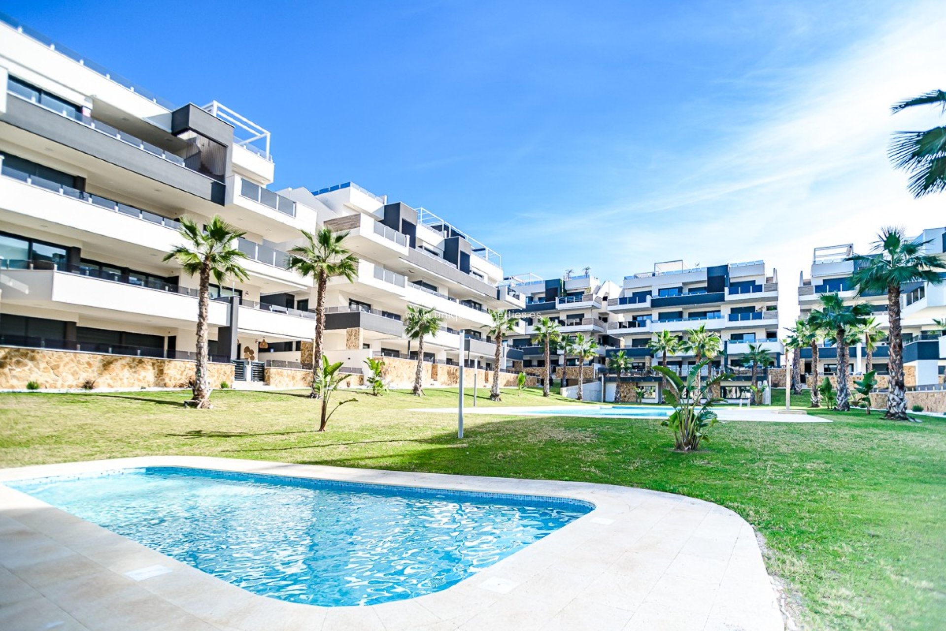 Reventa - Ático -
Orihuela Costa - Los Altos