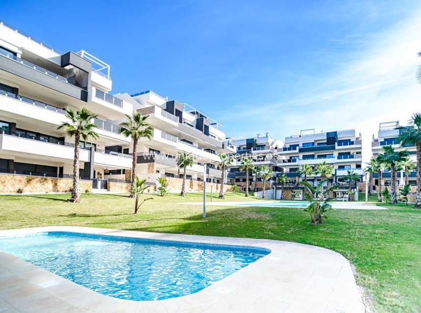 Reventa - Ático -
Orihuela Costa