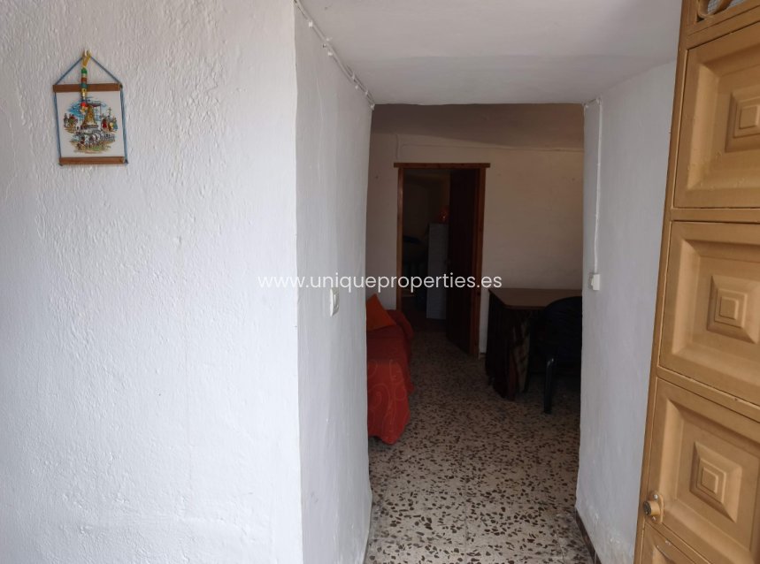 Reventa - Cave House -
Caniles