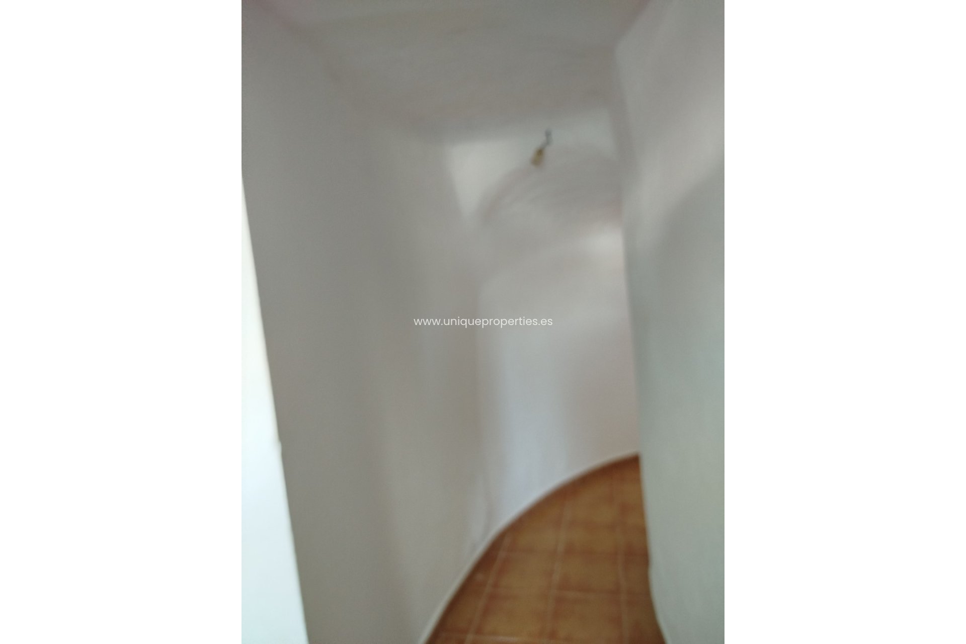 Reventa - Cave House -
Cullar de Baza