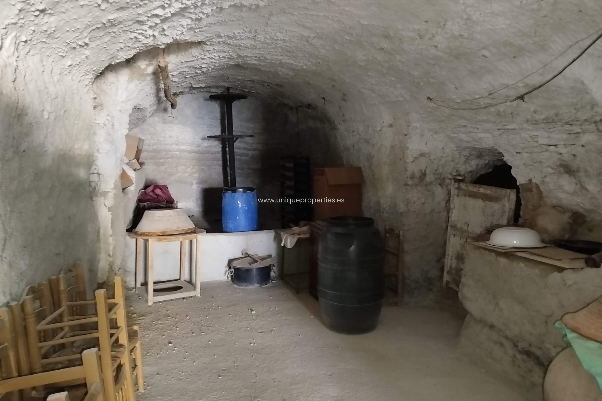 Reventa - Cave House -
Cullar de Baza