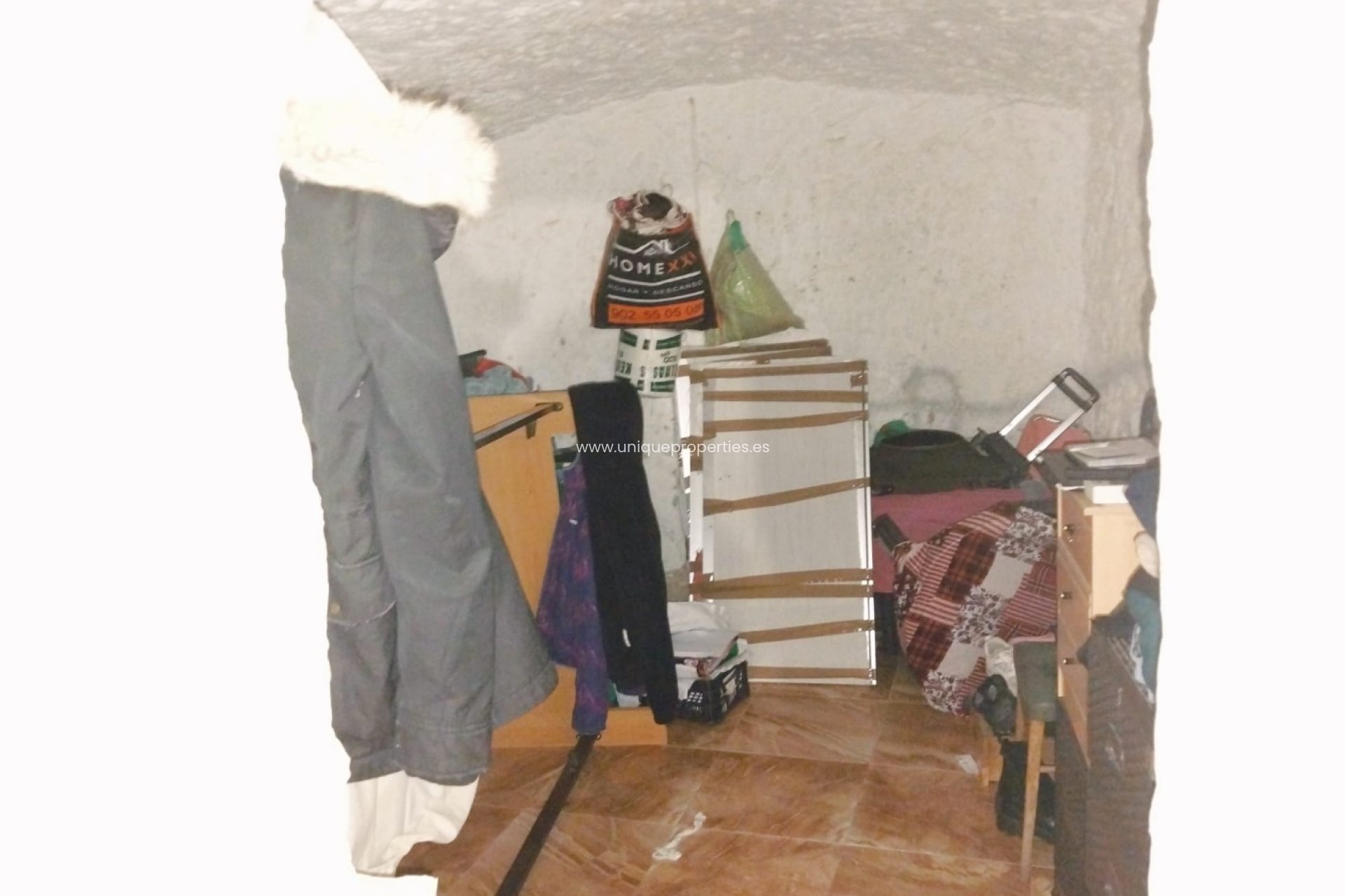 Reventa - Cave House -
Huescar