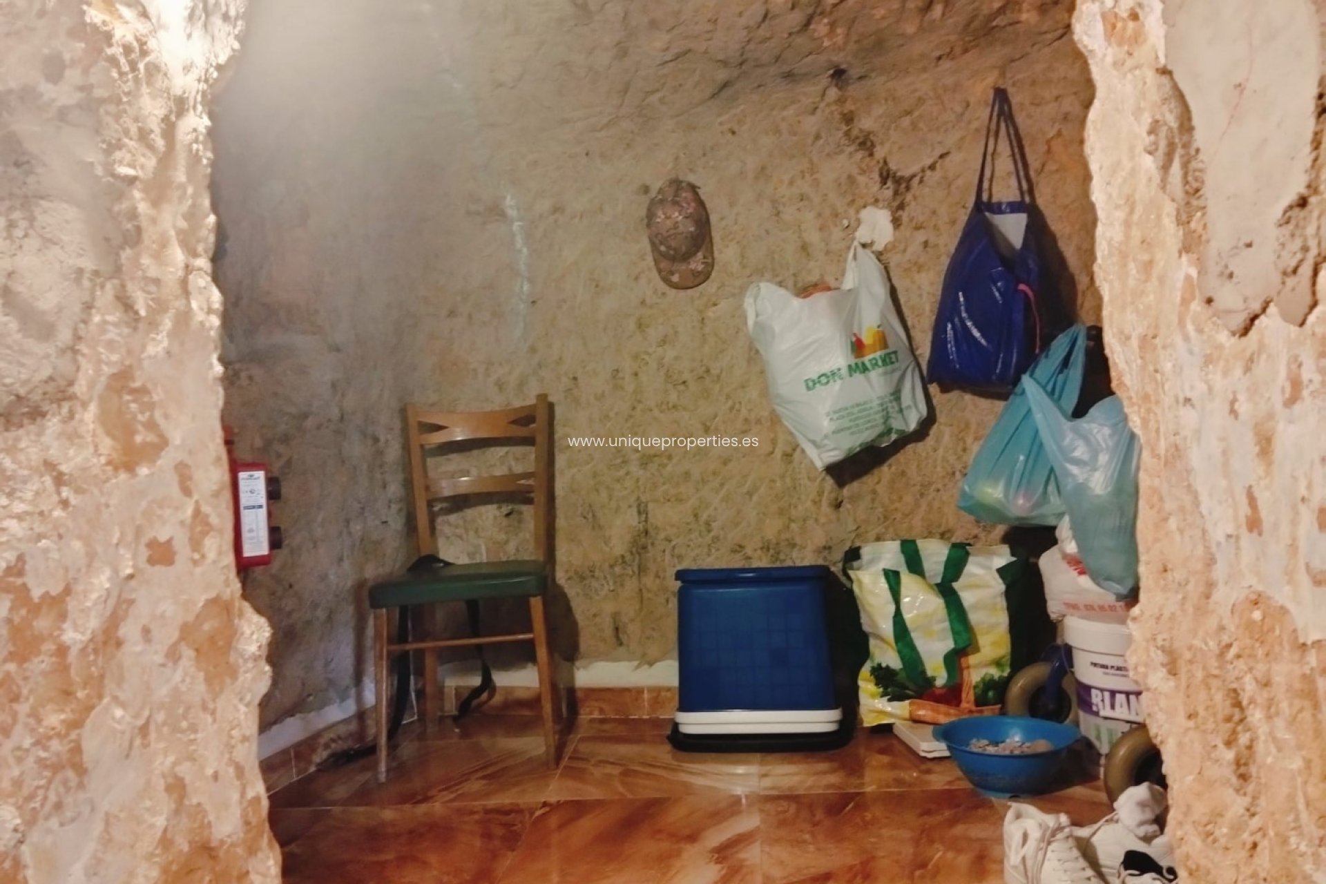 Reventa - Cave House -
Huescar