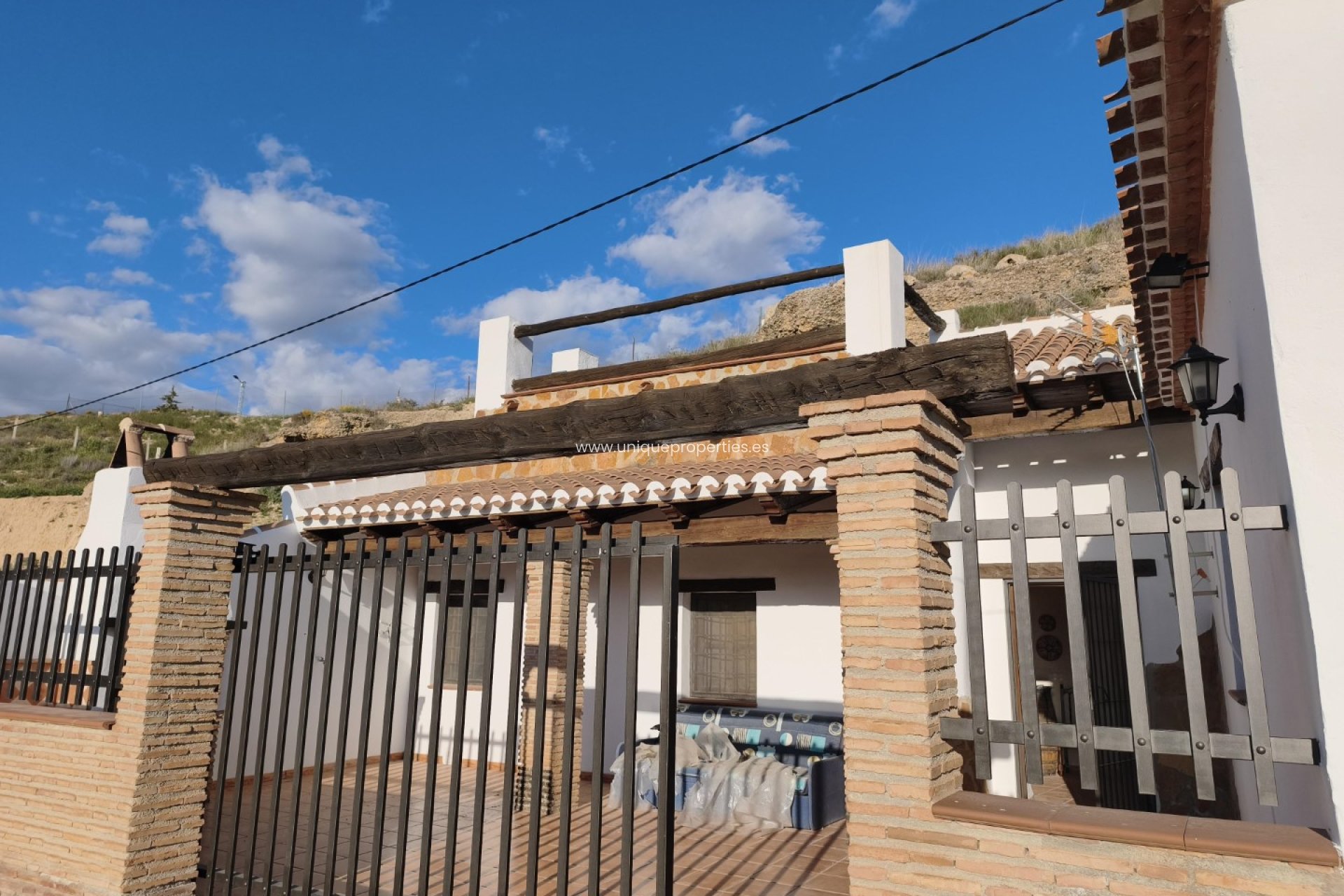 Reventa - Cave House -
Huescar