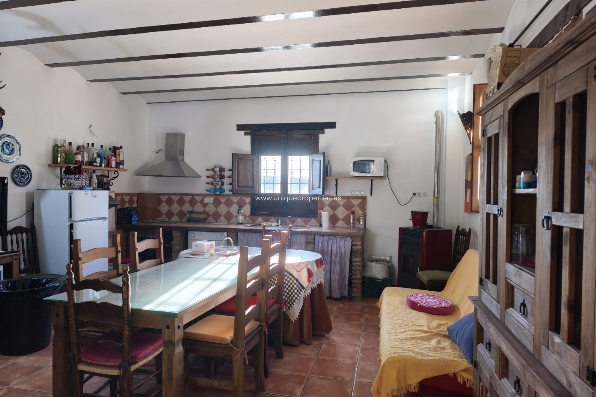 Reventa - Cave House -
Huescar