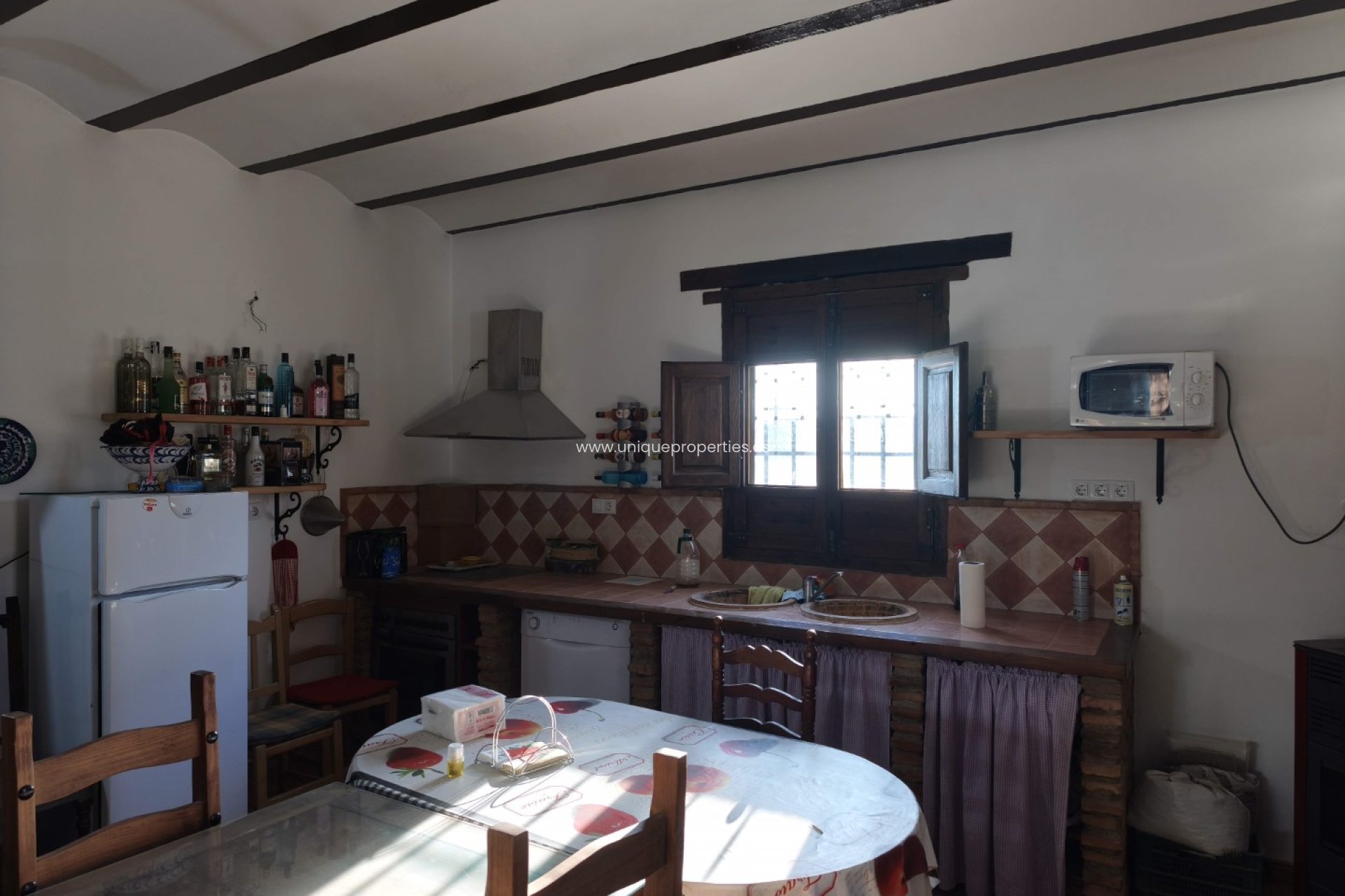 Reventa - Cave House -
Huescar