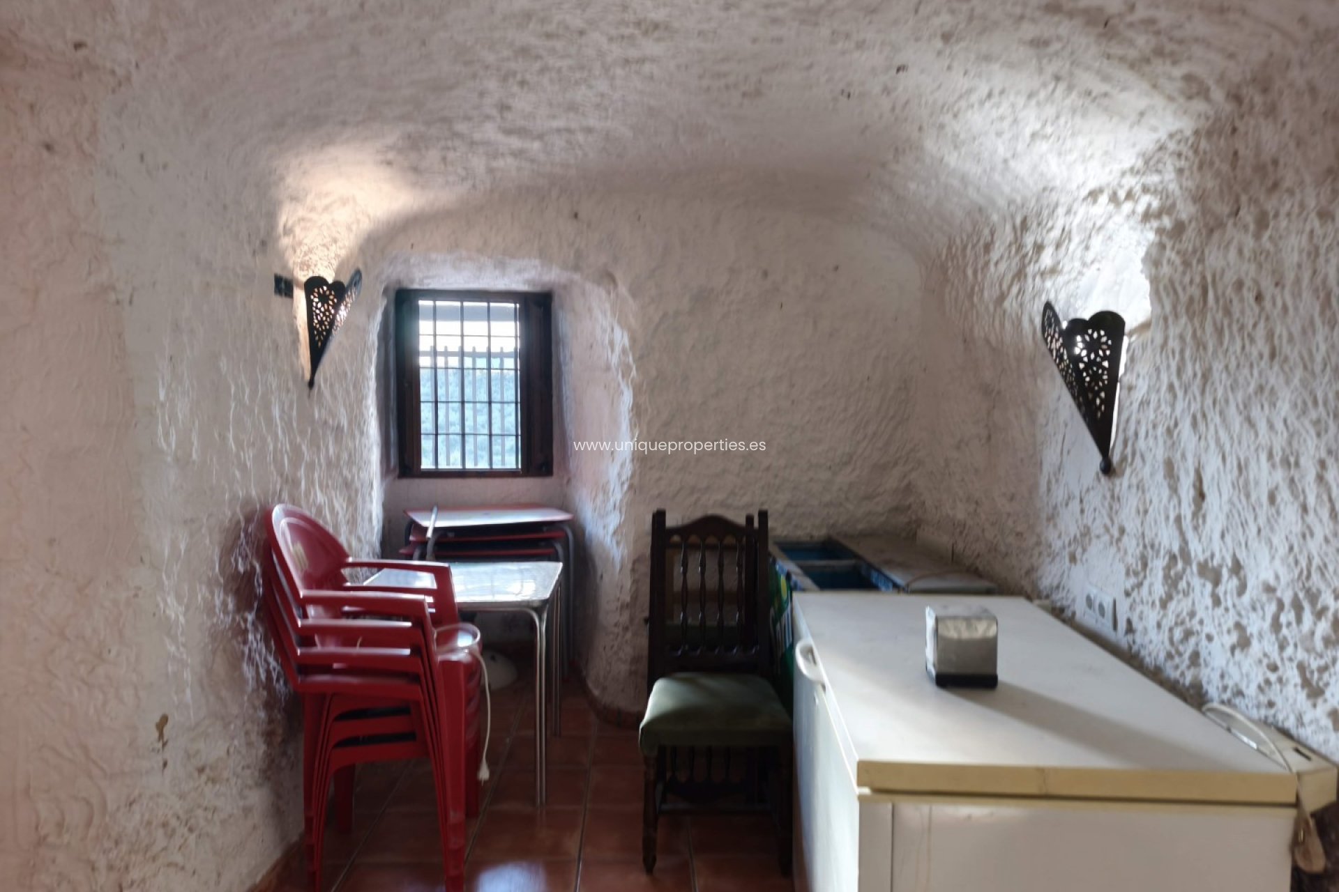 Reventa - Cave House -
Huescar