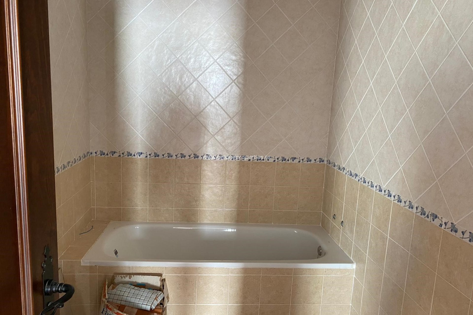 Reventa - Cave House -
Pozo Alcon