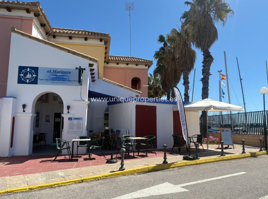 Reventa - Commercial Property -
Torrevieja - Puerto