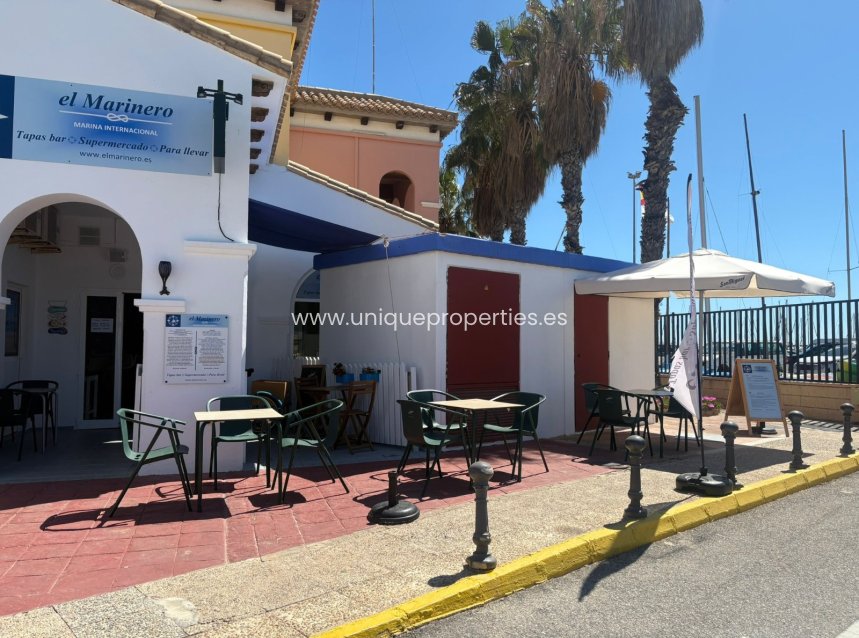 Reventa - Commercial Property -
Torrevieja - Puerto