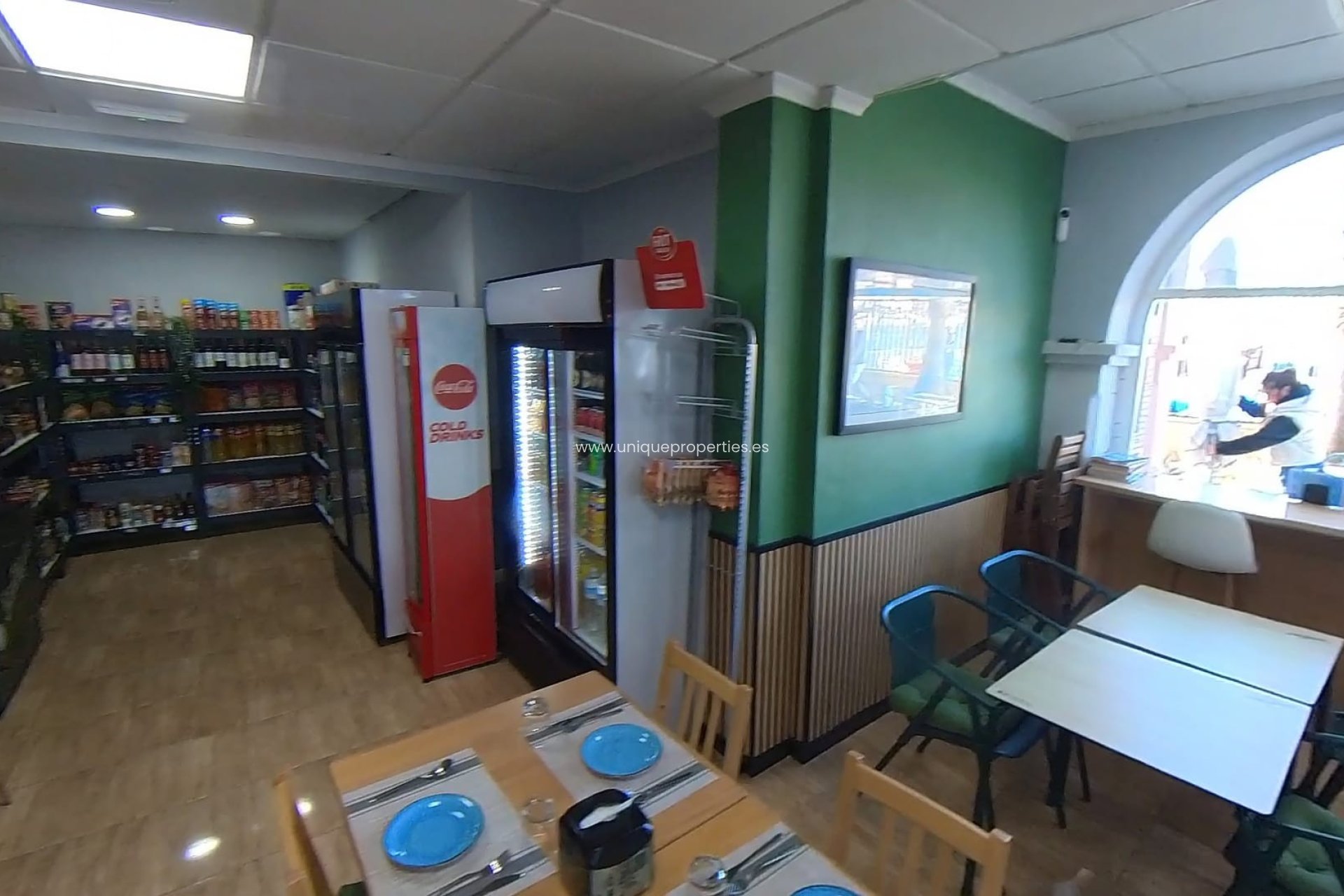 Reventa - Commercial Property -
Torrevieja - Puerto