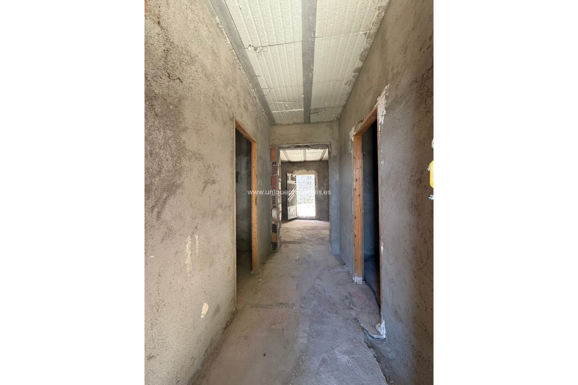 Reventa - Cortijo -
Albox