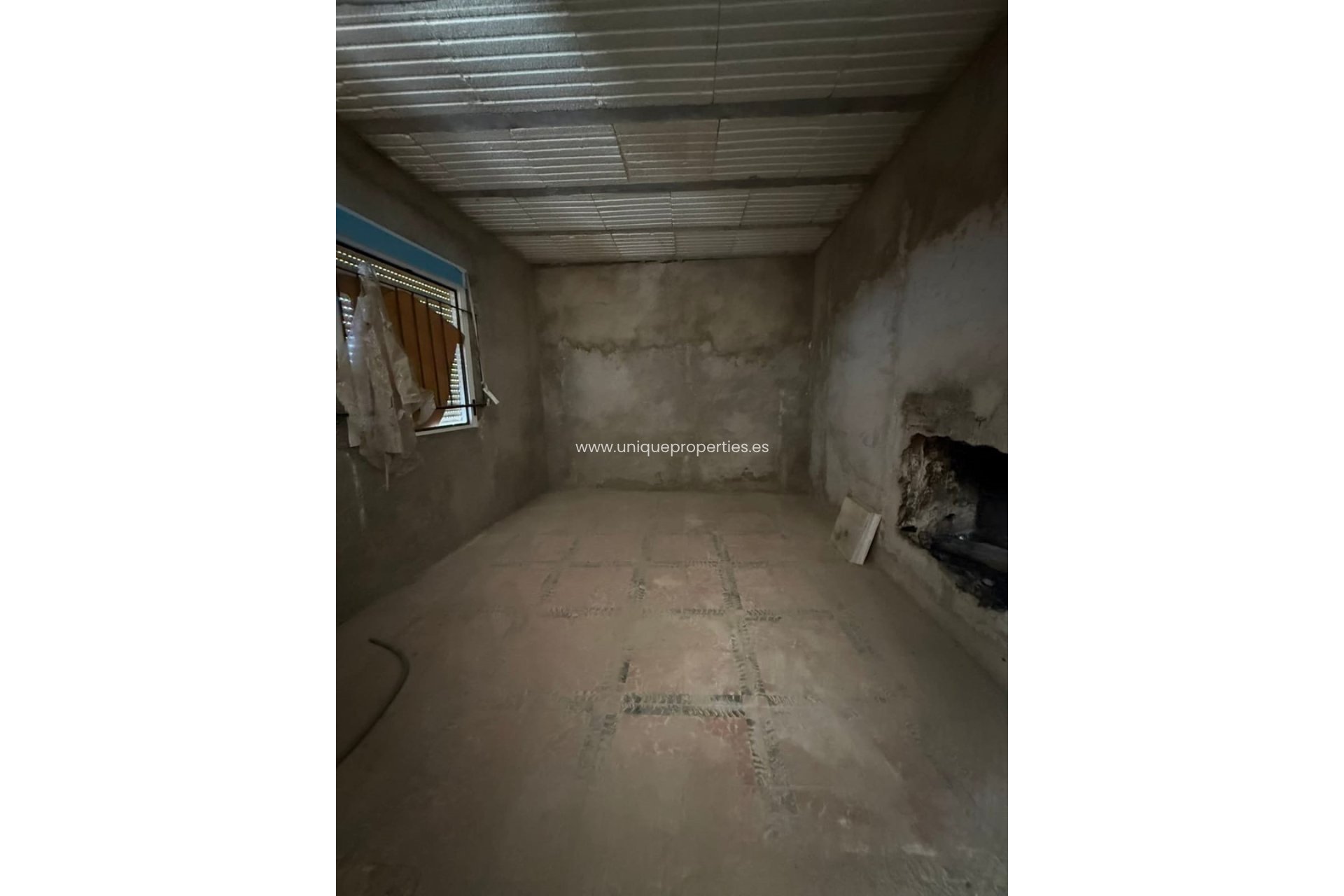 Reventa - Cortijo -
Albox