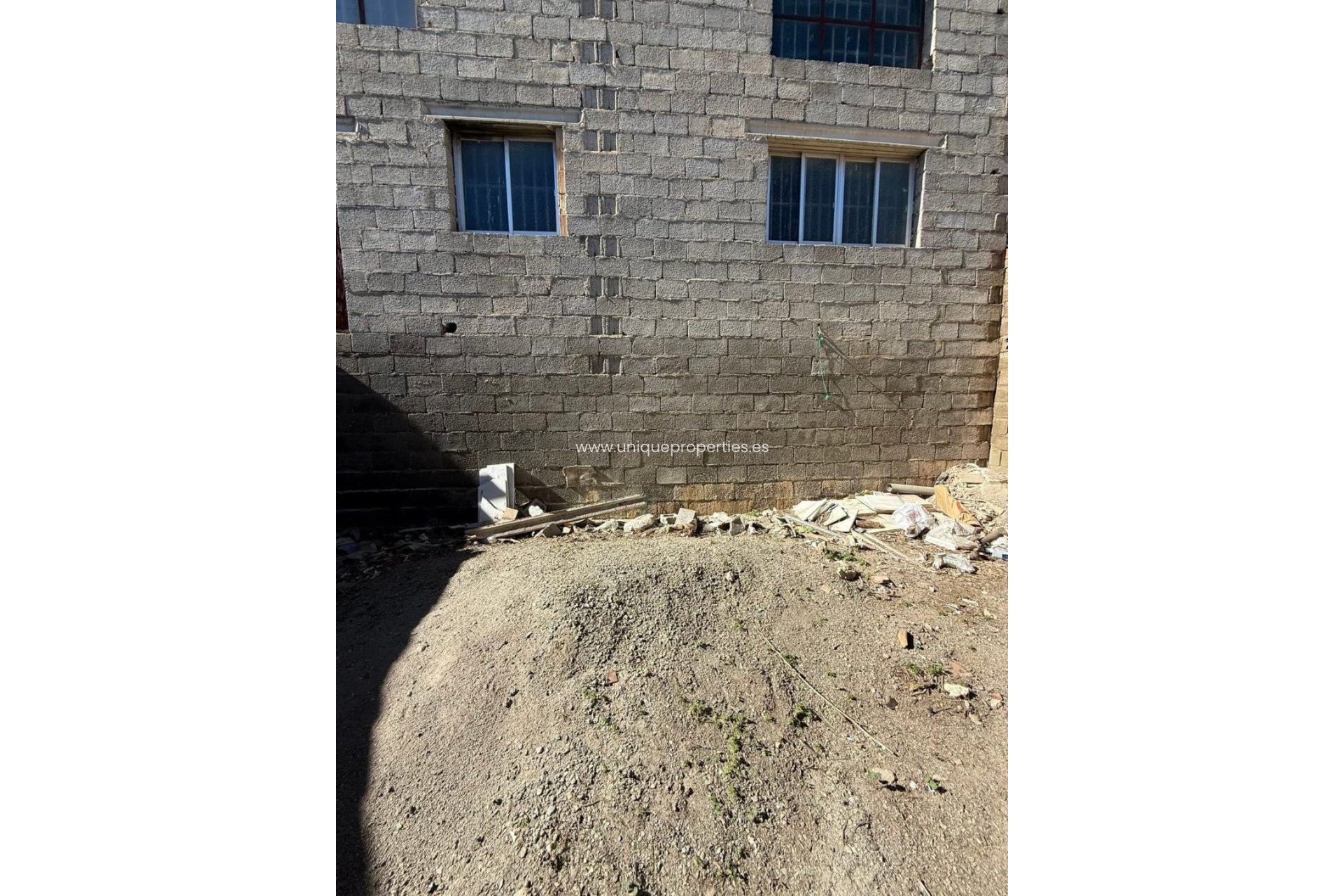 Reventa - Cortijo -
Albox