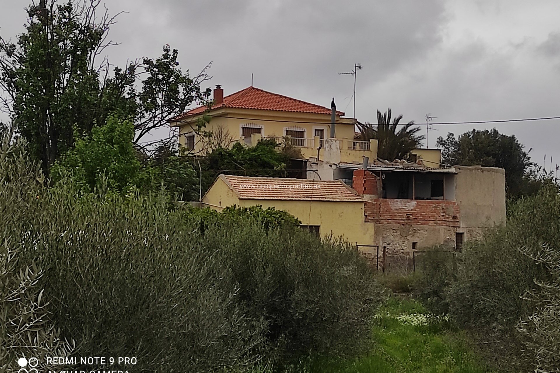 Reventa - Cortijo -
Olula del Rio