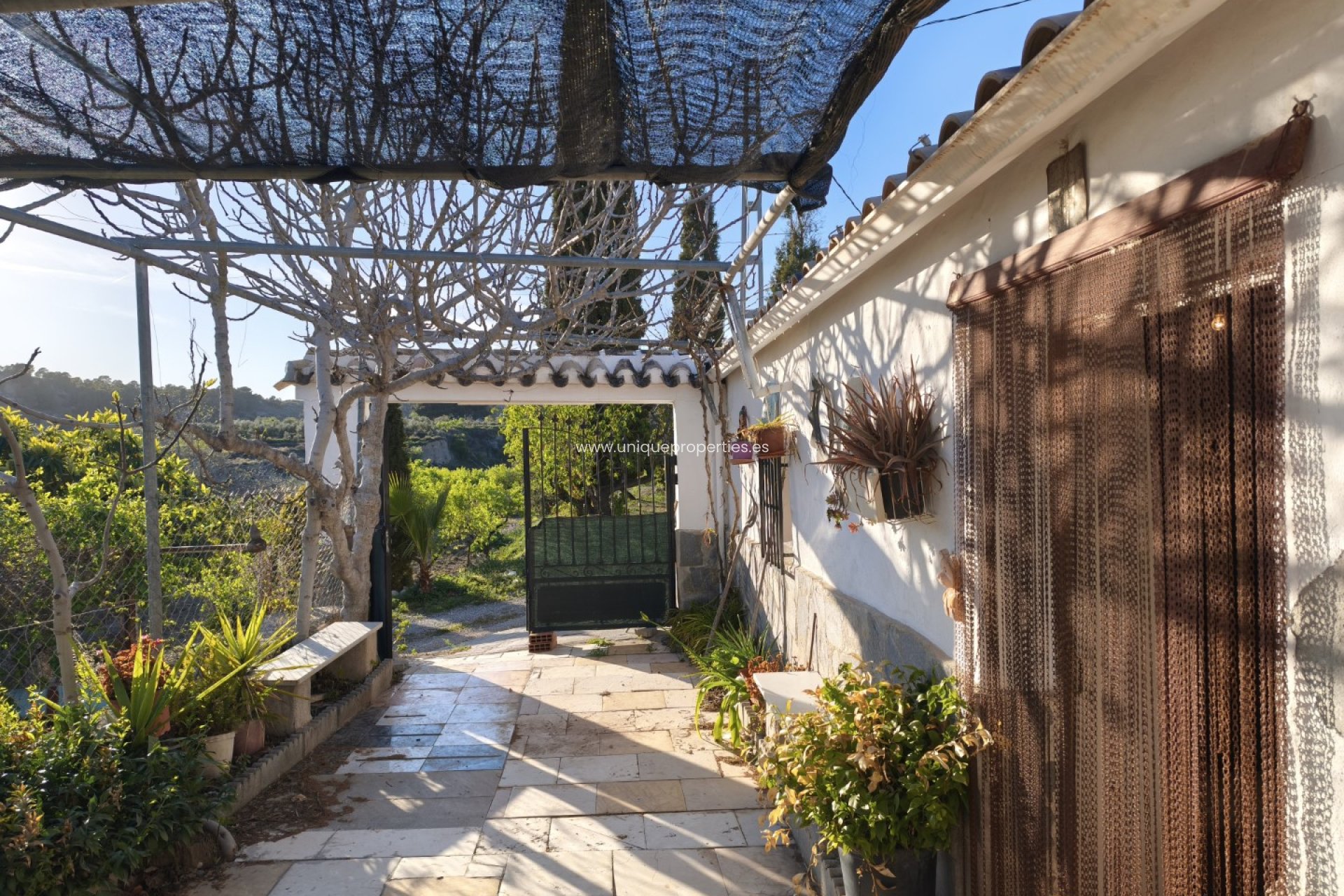 Reventa - Cortijo -
Somontin