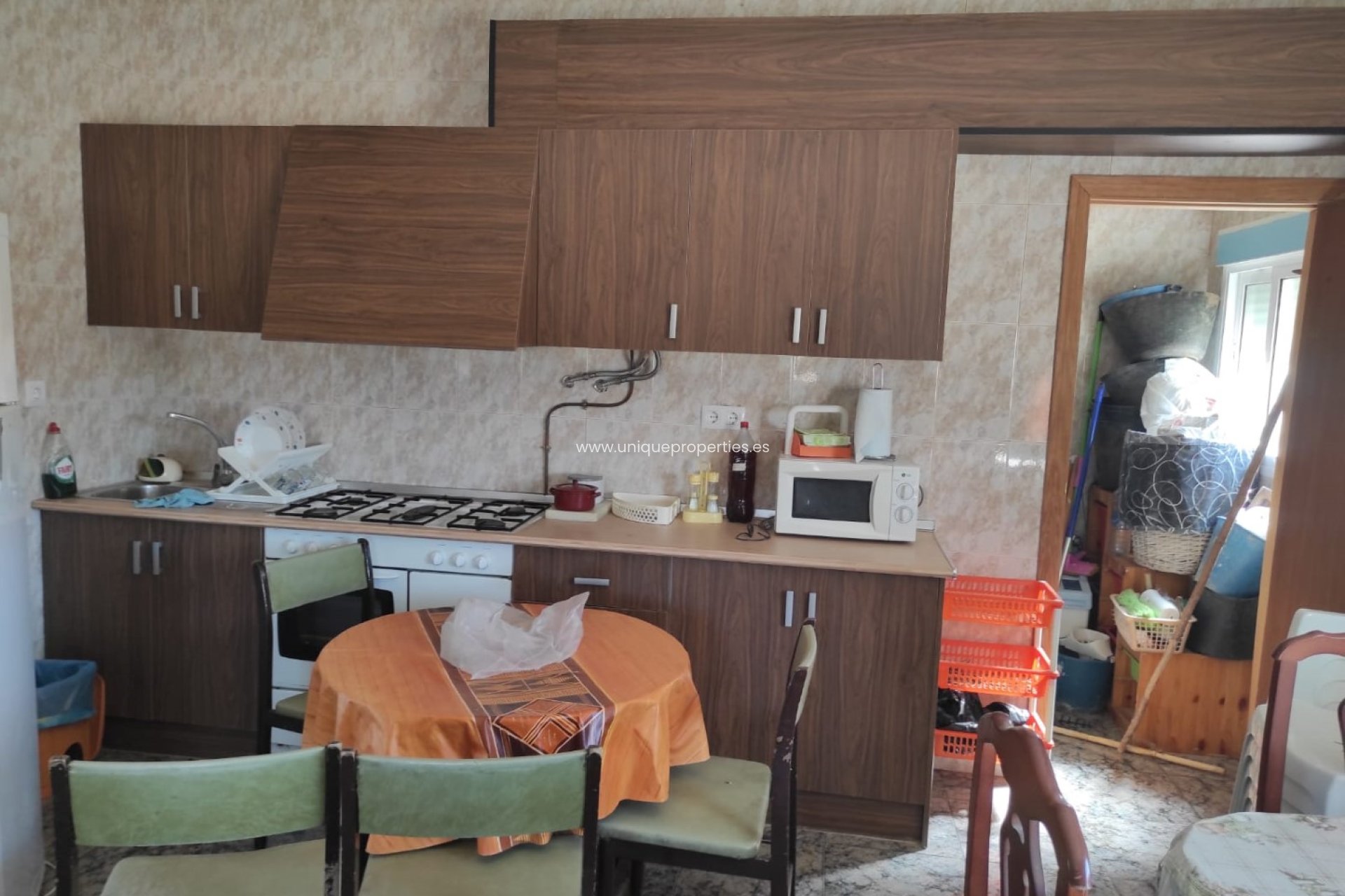 Reventa - Cortijo -
Tijola