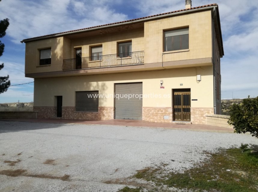 Reventa - Country House -
Cullar de Baza