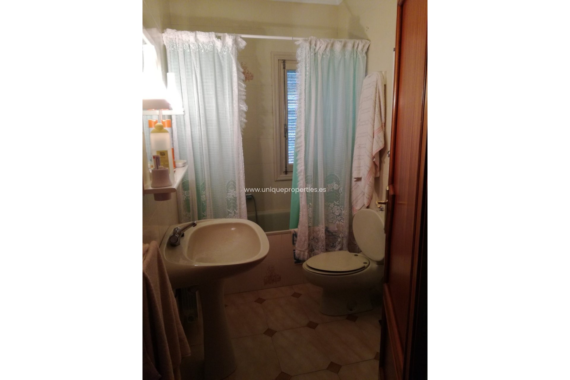 Reventa - Country House -
Cullar de Baza