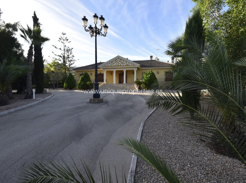 Reventa - Country Property/Finca -
La Matanza