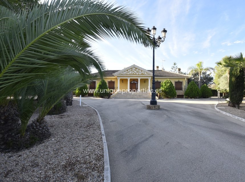 Reventa - Country Property/Finca -
La Matanza