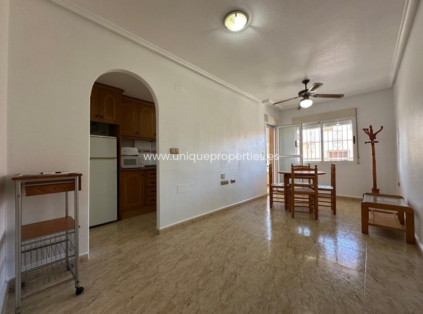 Reventa - Ground Floor -
LOS MONTESINOS - Los Montesinos