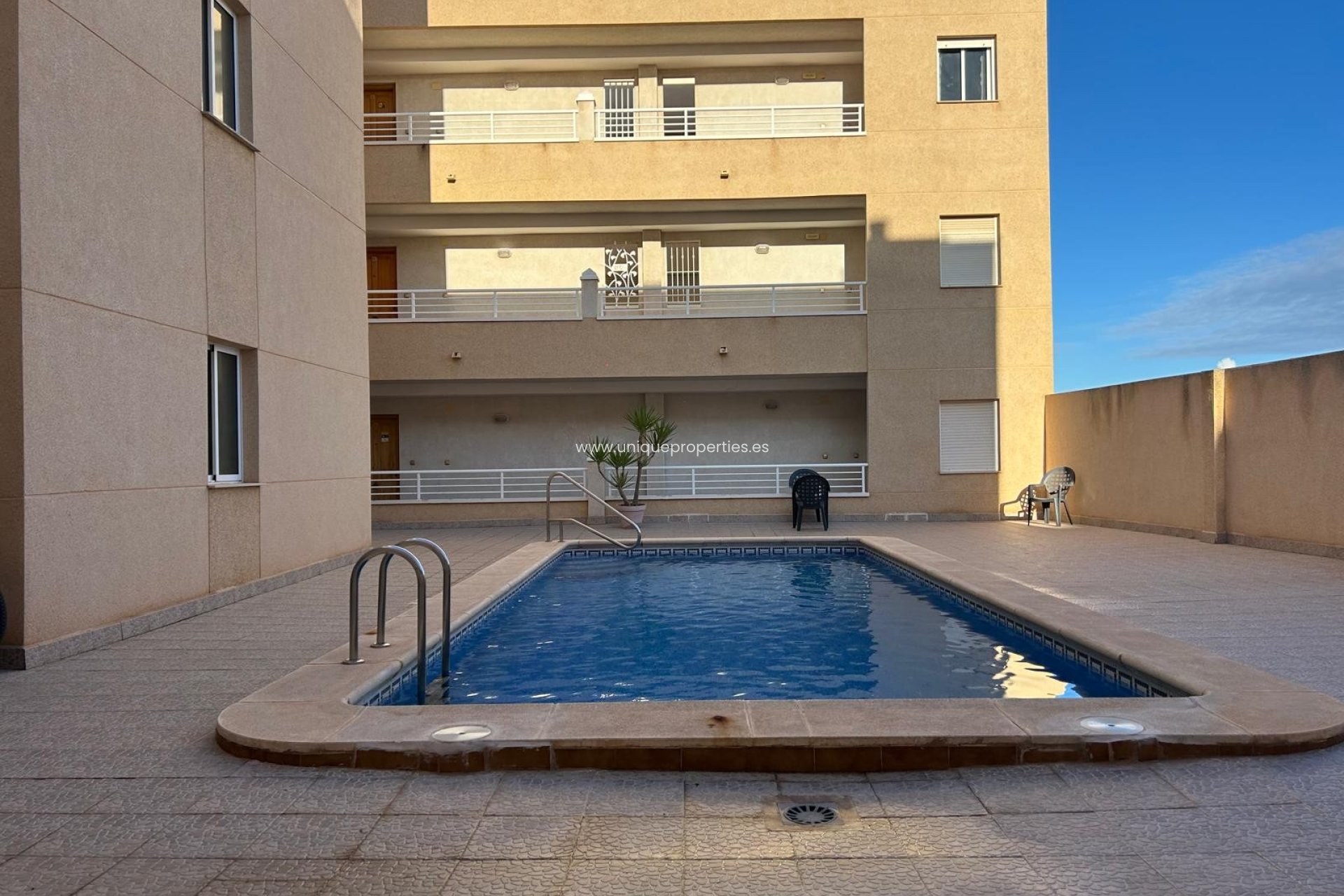 Reventa - Ground Floor -
LOS MONTESINOS - Los Montesinos